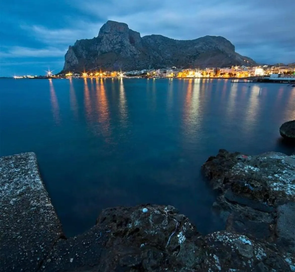 A Mare Sferracavallo Apartment Palermo